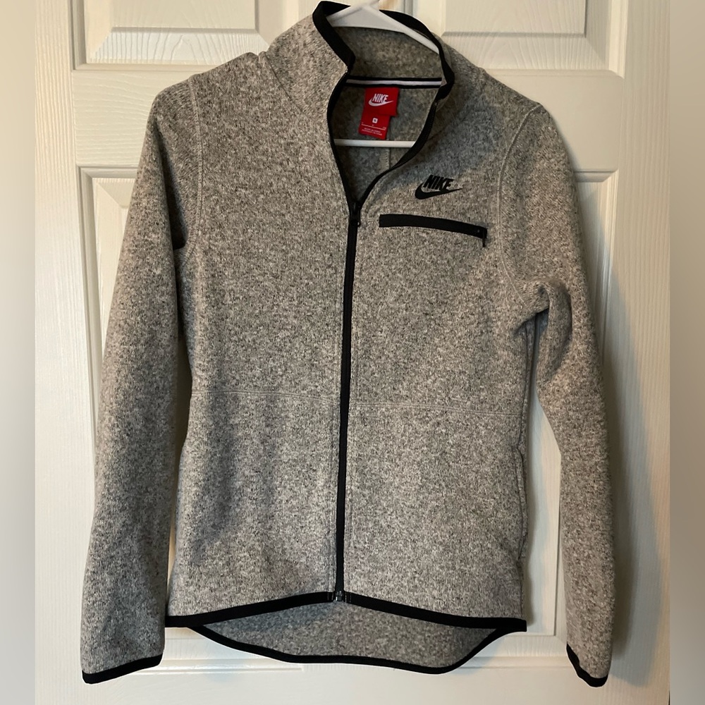 Nike Woman’s Full Zip Fleece Summit Sportswear Jacket